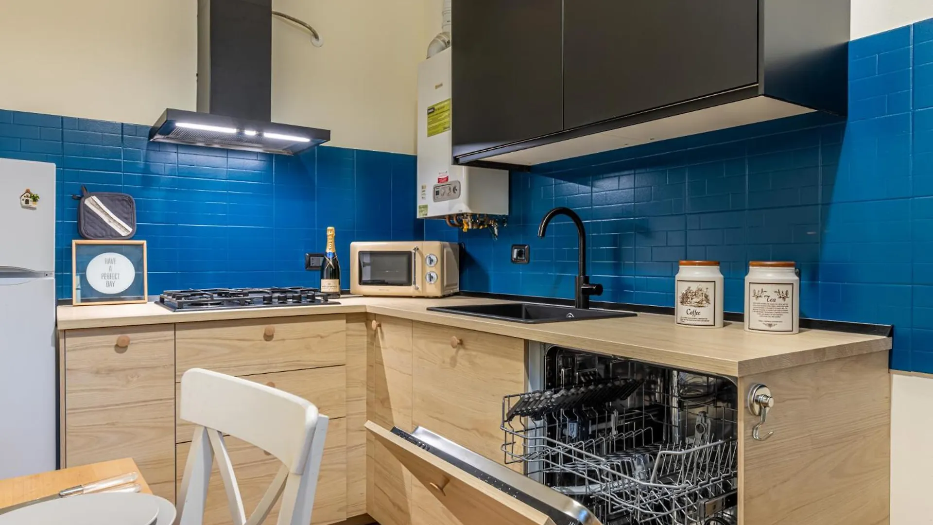 Apartament Certosa Charme 10 Minuti Da San Siro E Rho Fiera Mediolan