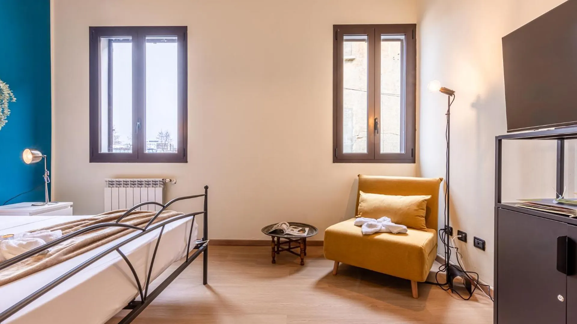 Apartament Certosa Charme 10 Minuti Da San Siro E Rho Fiera Mediolan 0*,  Włochy