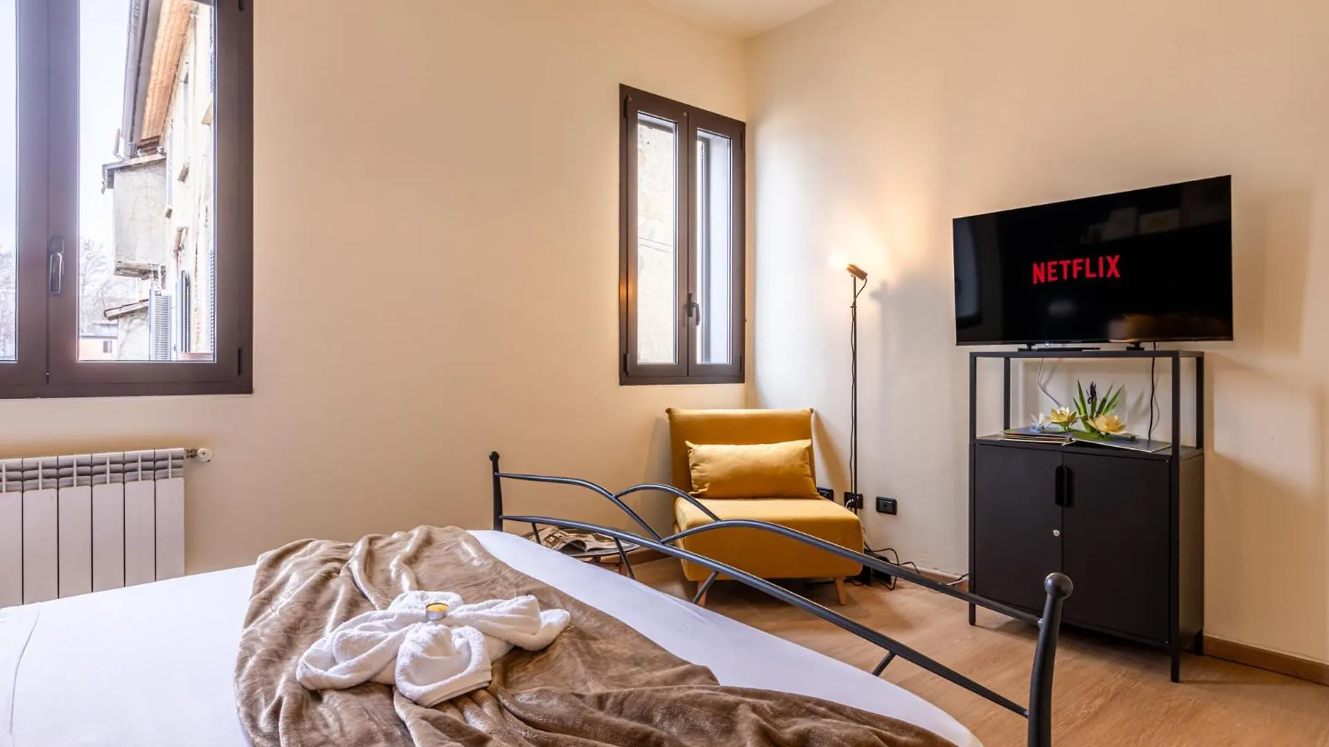 Certosa Charme 10 Minuti Da San Siro E Rho Fiera Apartment Milan Italy