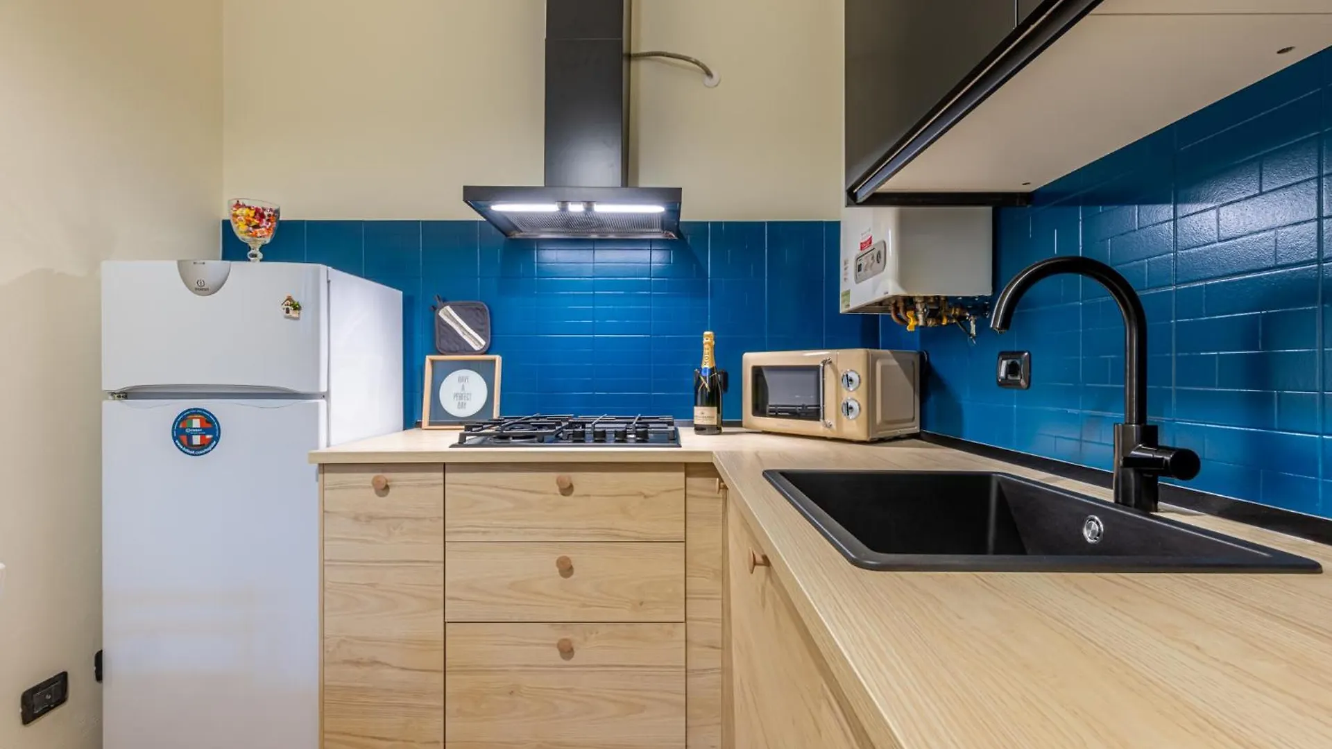 Certosa Charme 10 Minuti Da San Siro E Rho Fiera Apartment Milan